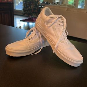 Men’s Vans size 9
